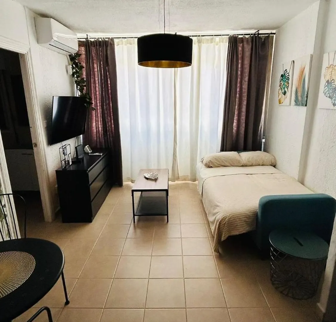 Estudio Amplio En El Corazon De Torremolinos 0*,  Spain